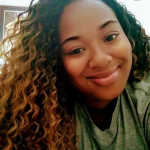 Meet your Posher, Tiffany